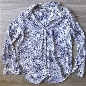 Women’s Button up blouse
